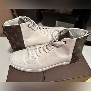 LINE-UP SNEAKER BOOT